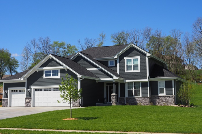 Local Madison Roofers vs. Chains: Why Local Roofing Service Delivers Better Results Image