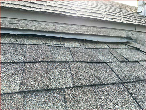 Worn-Out Flashing Signs Image